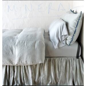 NEW Paloma Silk Bella Notte Linens Euro Shams Mineral Silk Velvet Pair pls read